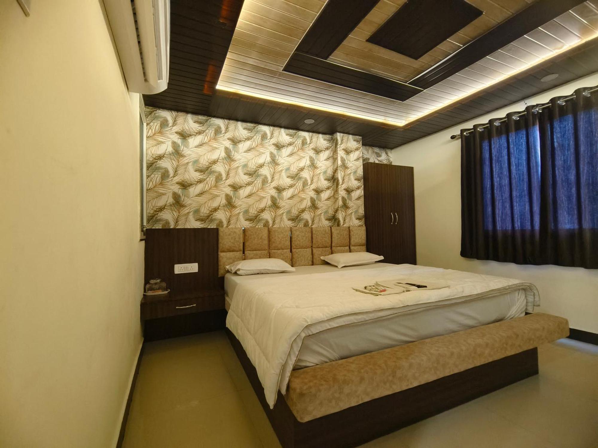 Hotel Jain Shree Ujjain Esterno foto