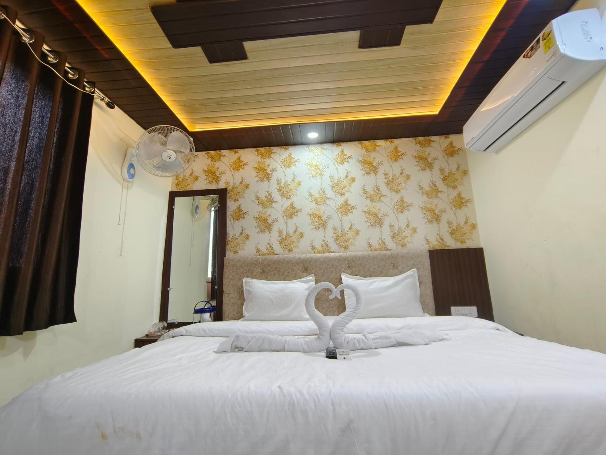 Hotel Jain Shree Ujjain Esterno foto